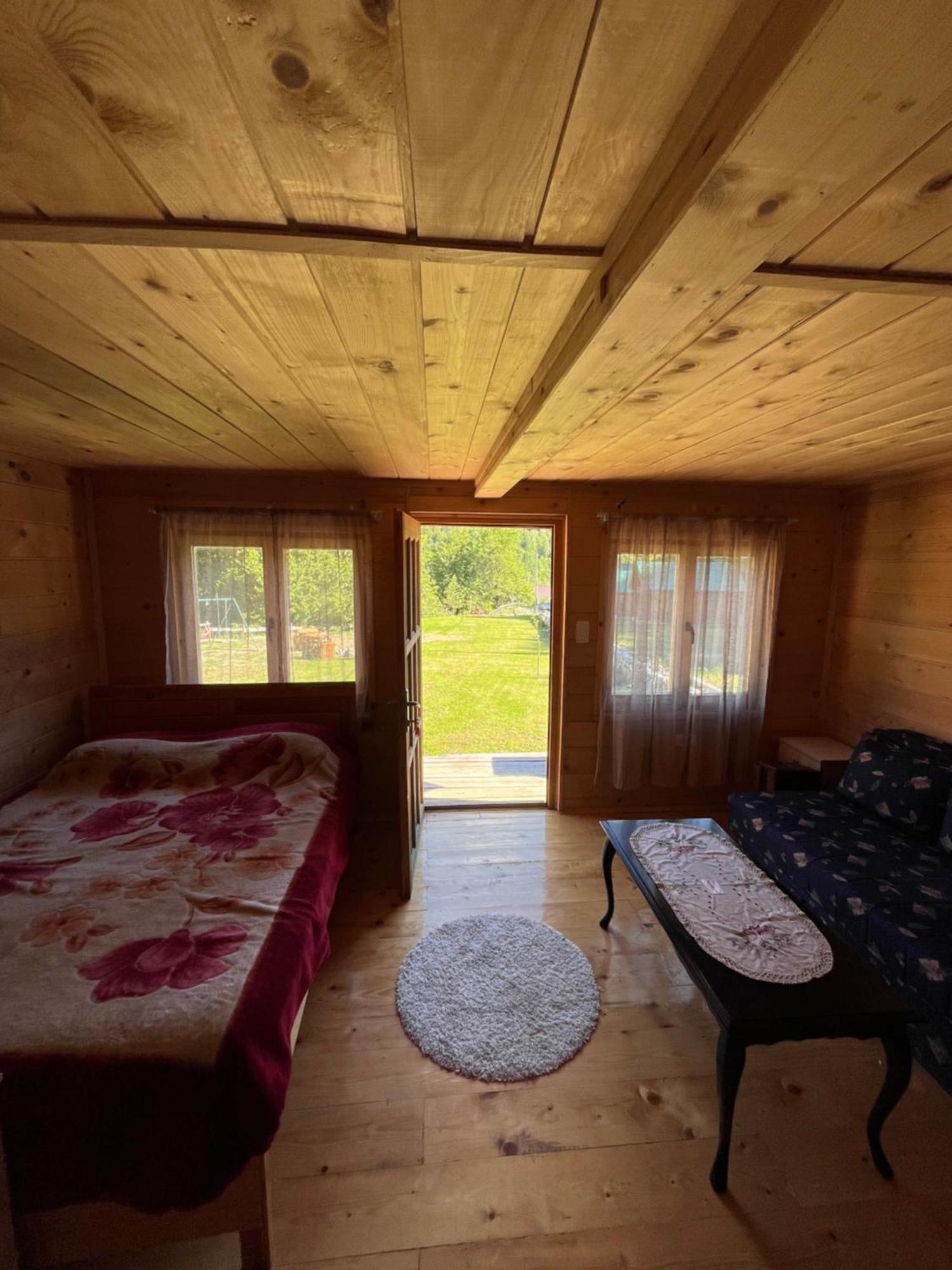 Kolasin Jabuka Bagian luar foto