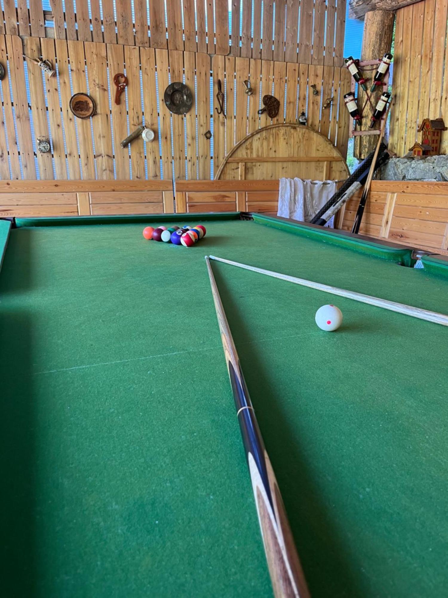 Kolasin Jabuka Bagian luar foto