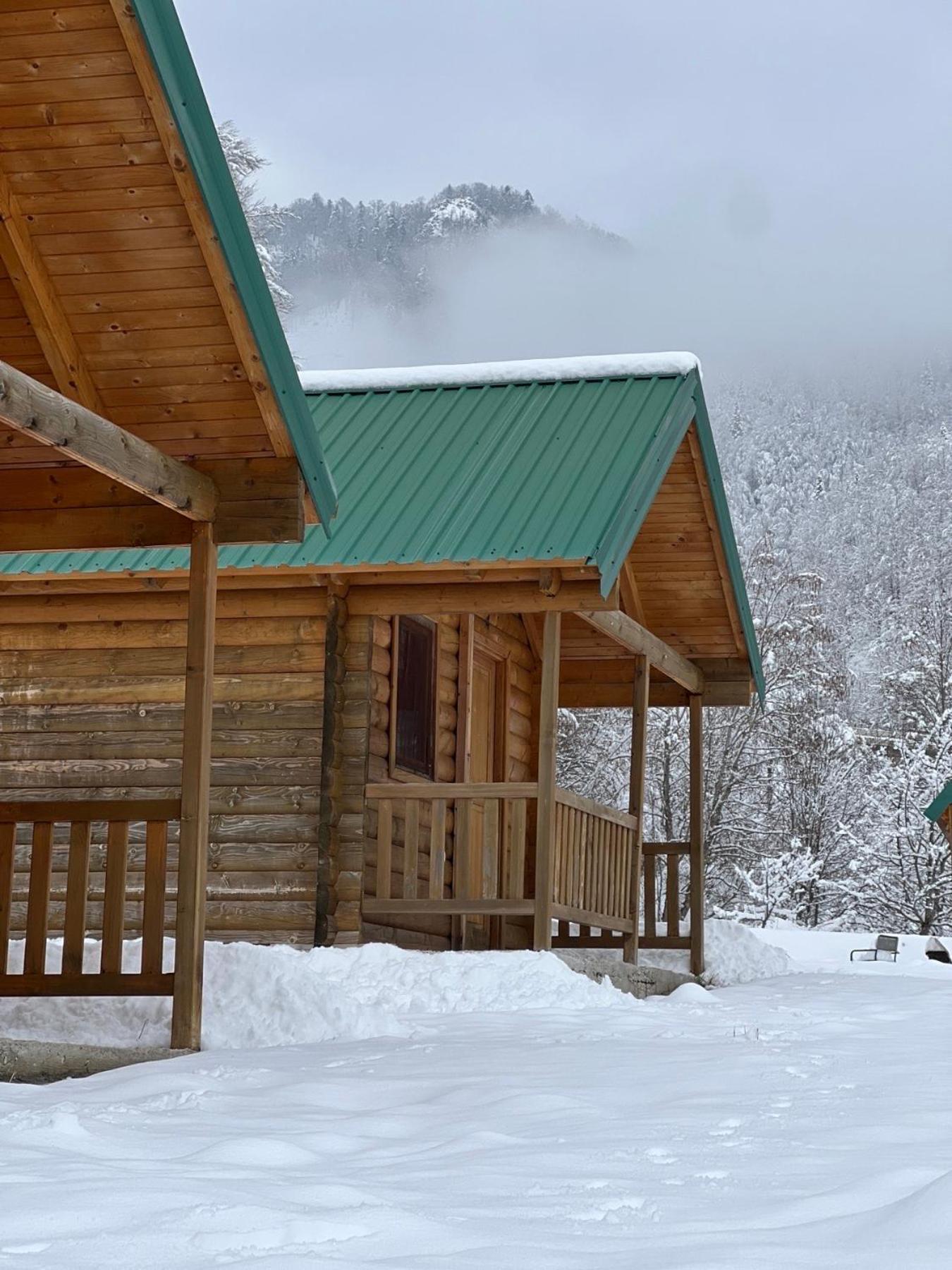 Kolasin Jabuka Bagian luar foto