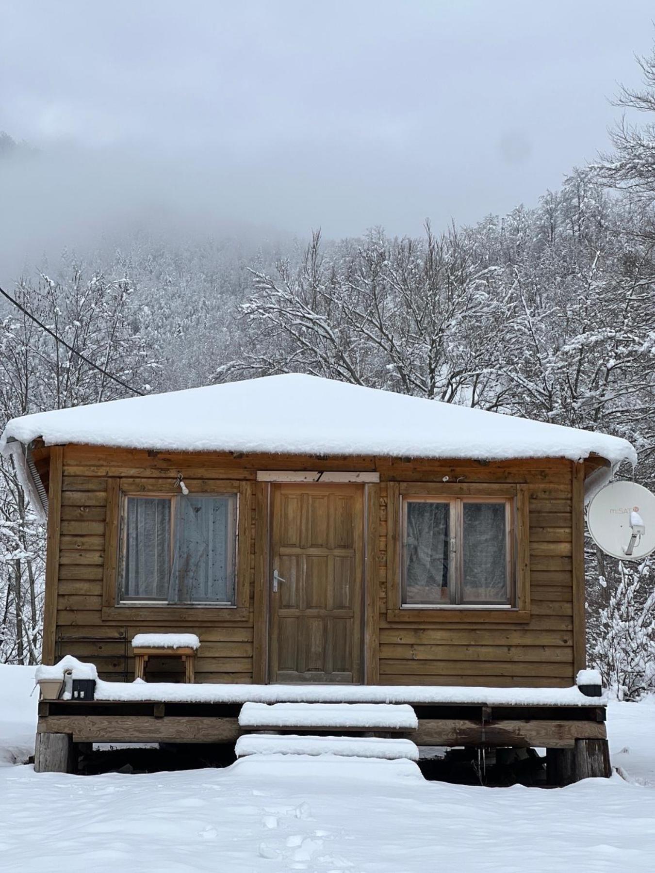 Kolasin Jabuka Bagian luar foto